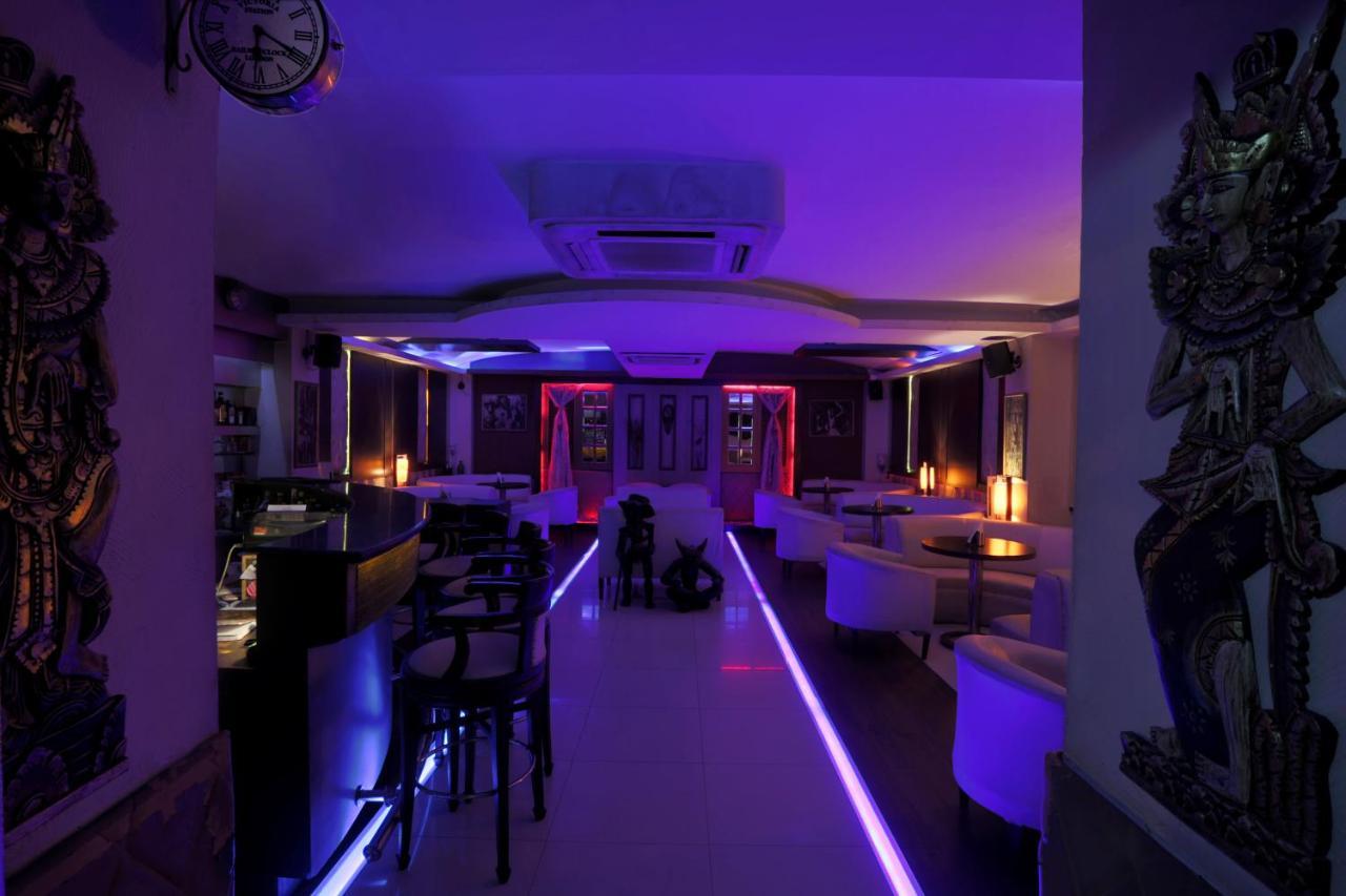 Hotel The Manor - A Boutique Hotel Jorhāt エクステリア 写真